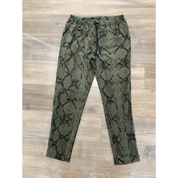 Lululemon Pants - Lululemon Size 6 Jogger Pants Ready to Rulu High-Rise Green Snakeskin